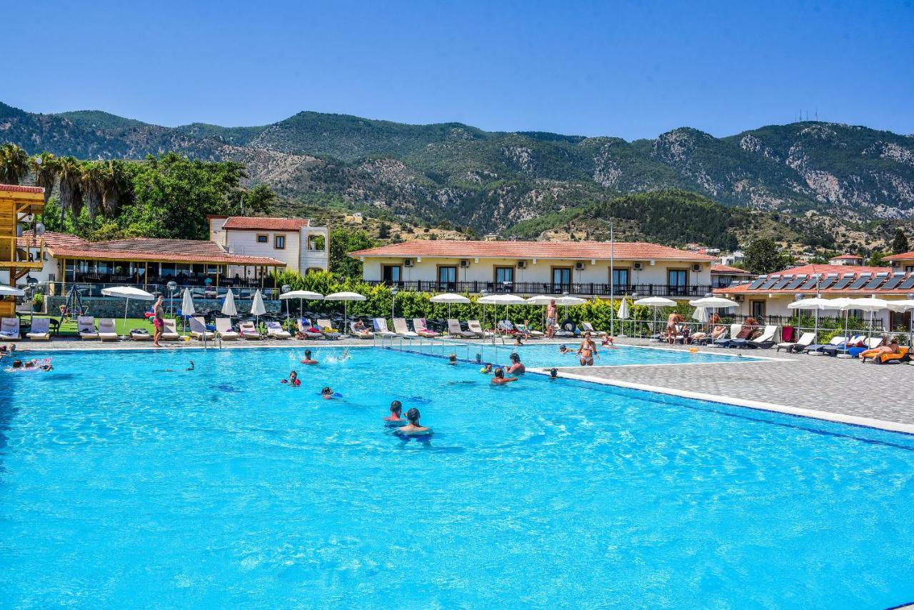 Riverside Garden Resort & Suna'S Beach Club Krini Exteriér fotografie