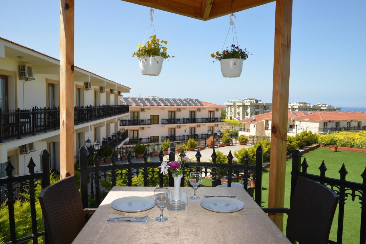 Riverside Garden Resort & Suna'S Beach Club Krini Exteriér fotografie