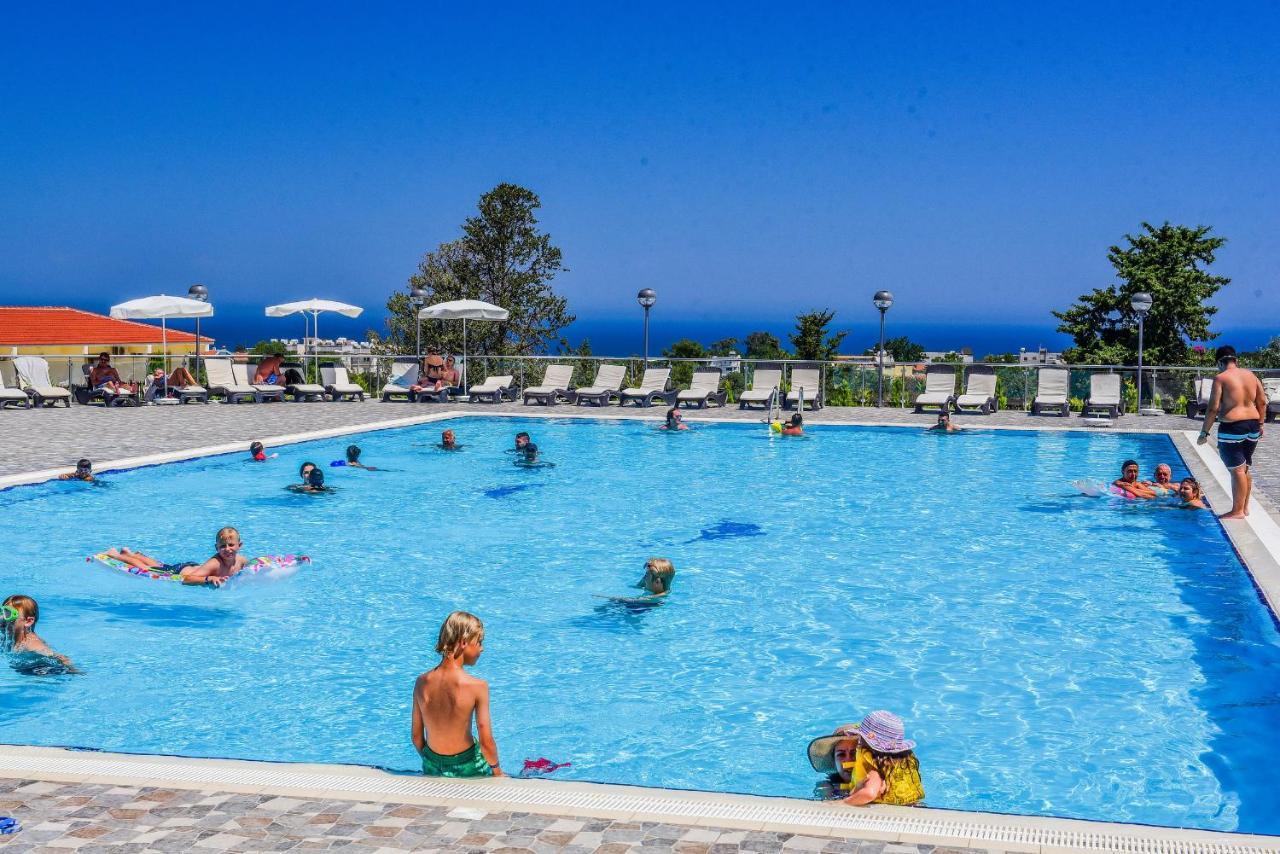 Riverside Garden Resort & Suna'S Beach Club Krini Exteriér fotografie